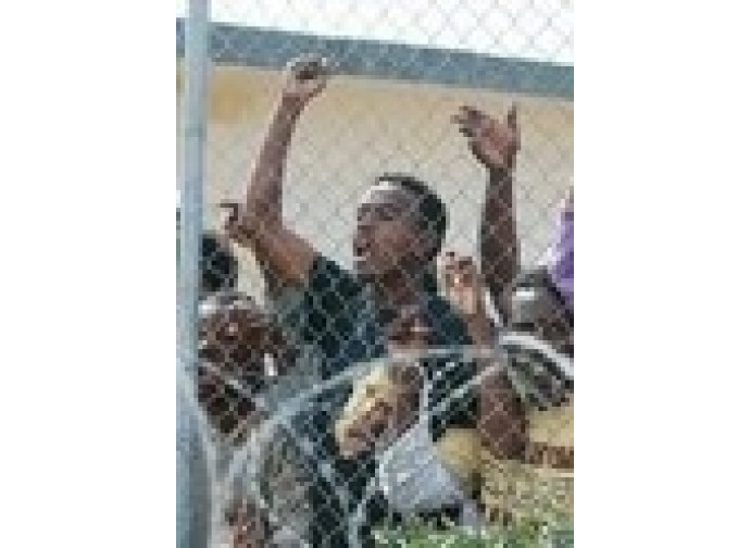 Immigrati nel Cie Immigrati nel Cie